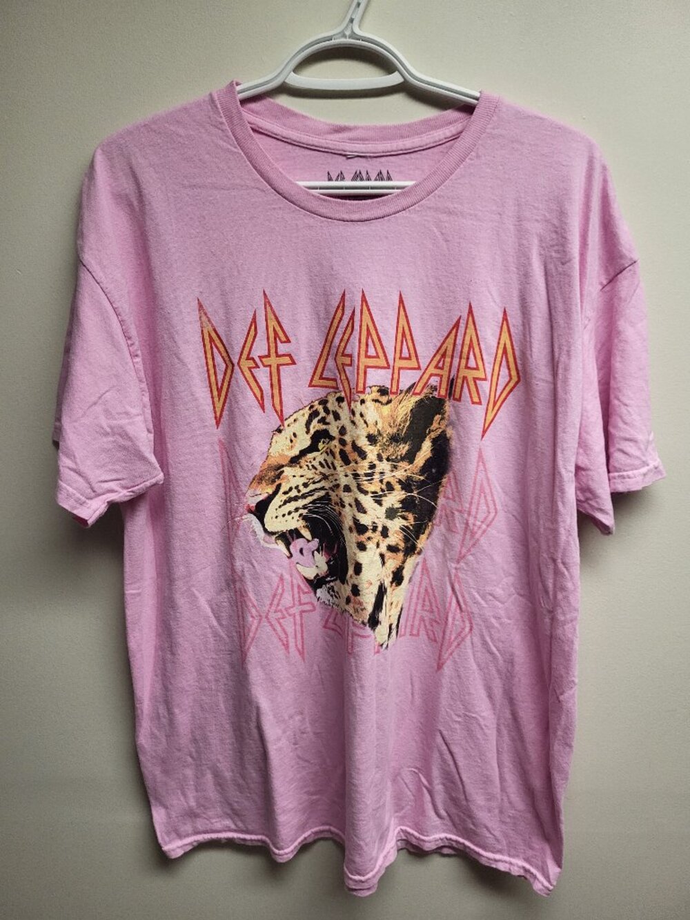 Def Leppard Leopard Graphic Band T-Shirt Pink Unisex XL 2022 100% Cotton